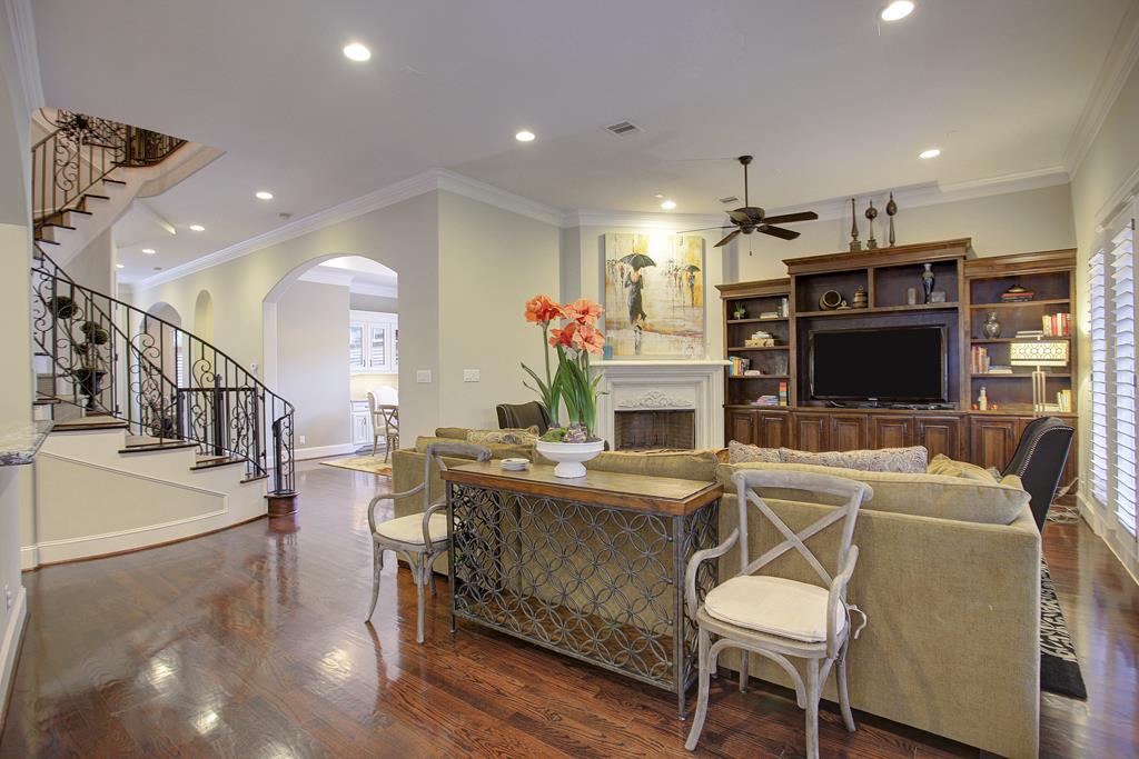 Avalon Place Houston Homes, Real Estate, Neighborhood