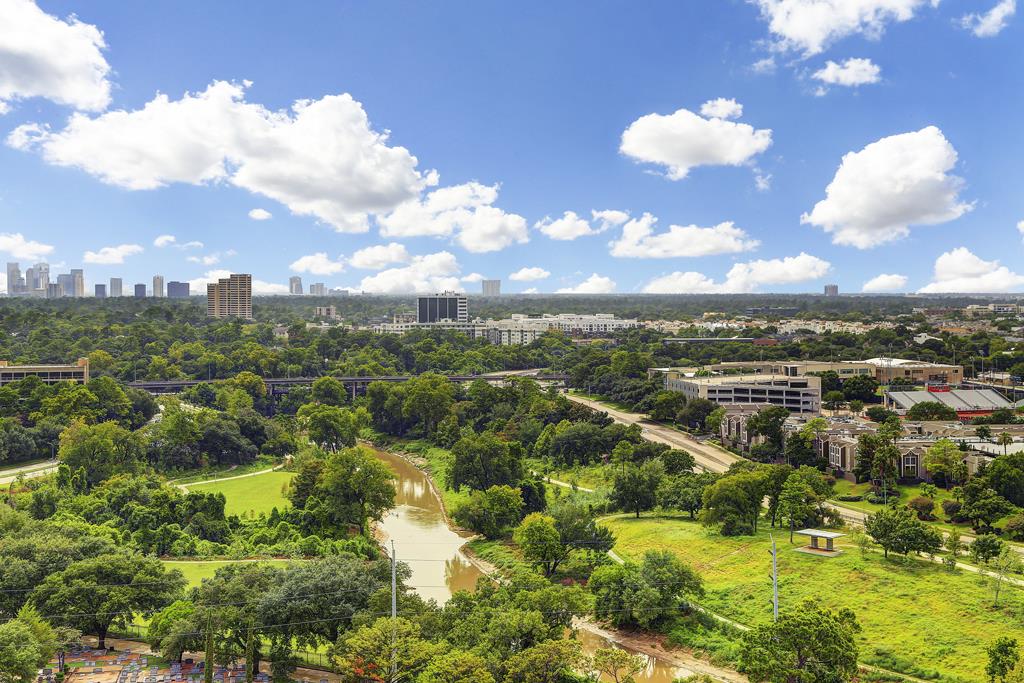 SOLD!!! River Oaks Condo For Sale Royalton Unit 1807 Houston Properties