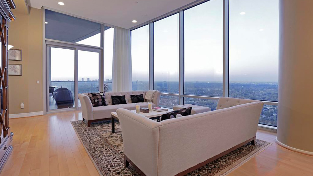 SOLD!!! Upper Kirby Condo For Sale 2727 Kirby Dr 27D, Houston