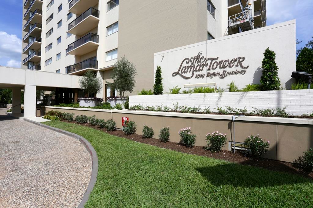 2022 Update Lamar Tower Houston Guide Lamar Tower Condos For Sale